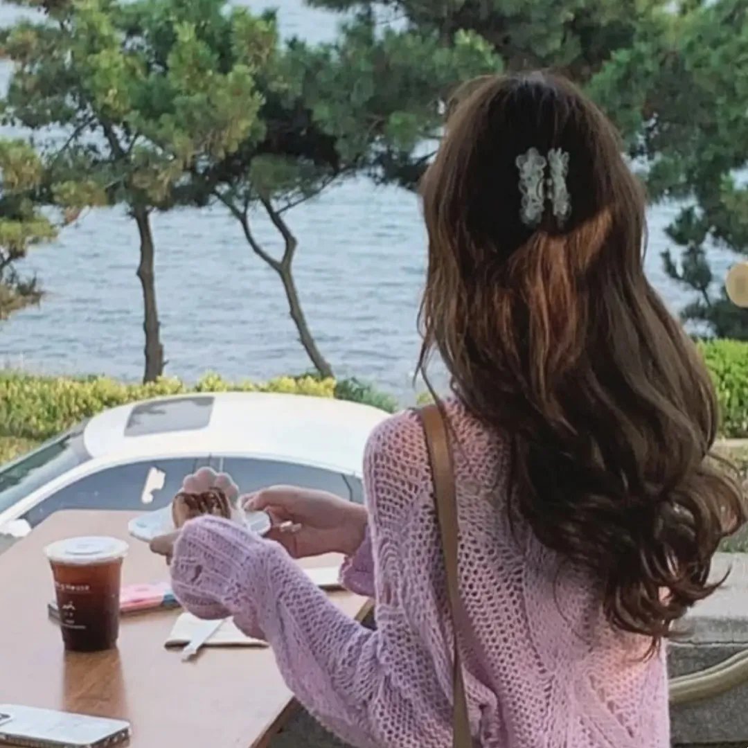 在凡妲的小房间里