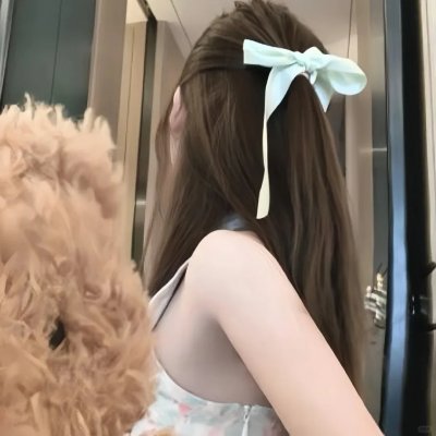 捷运上的女孩